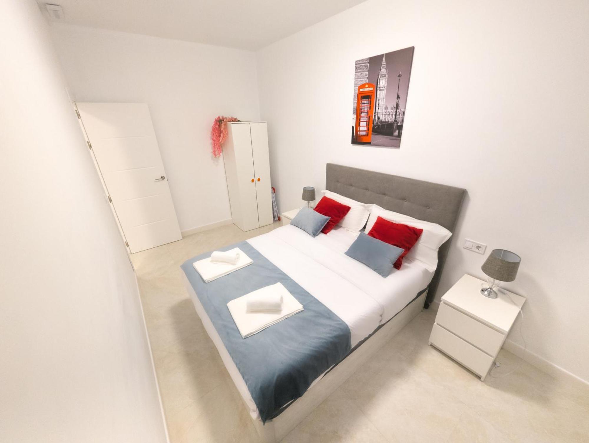 Rental San Luis Севиля Екстериор снимка