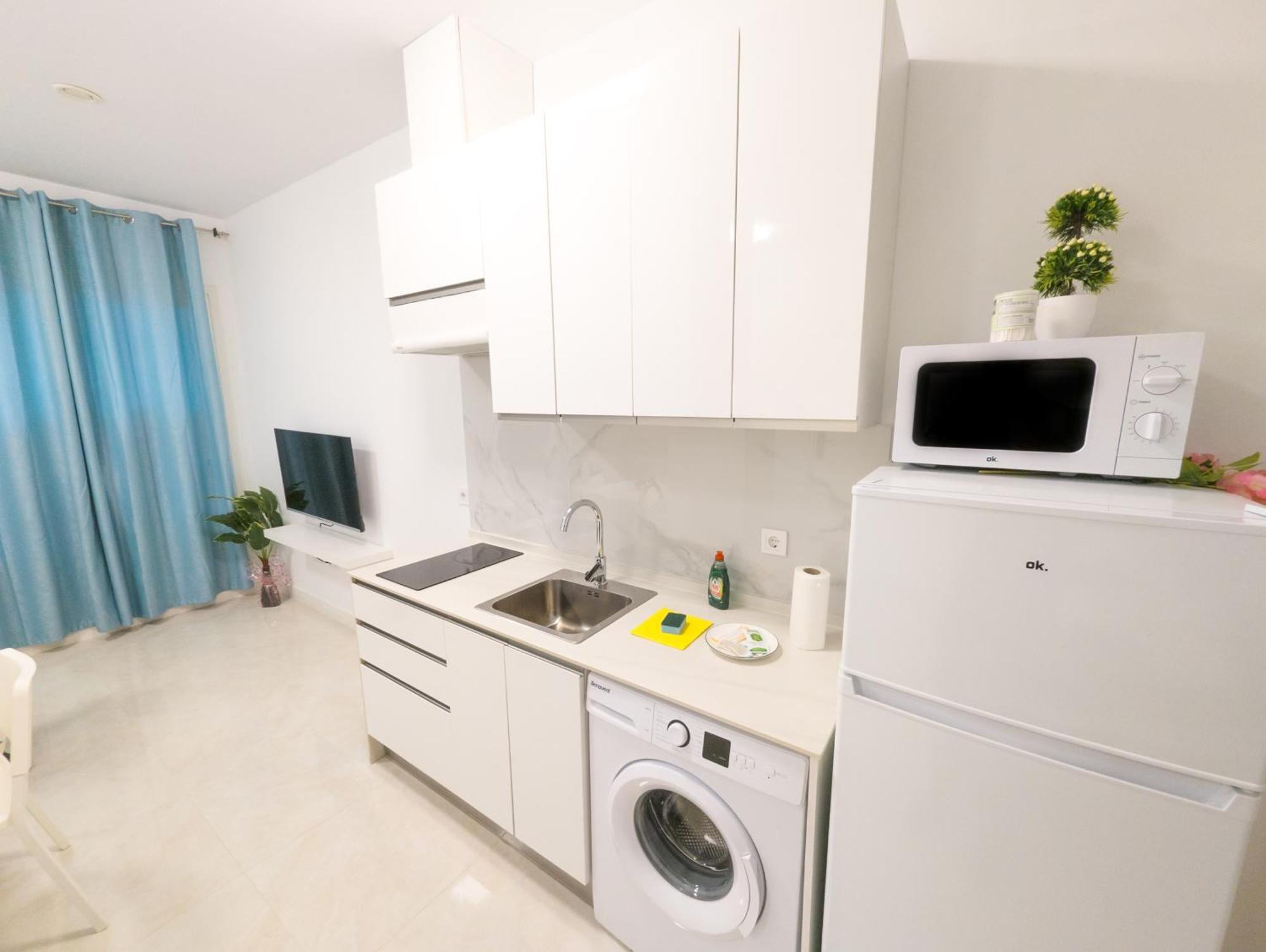 Rental San Luis Севиля Екстериор снимка