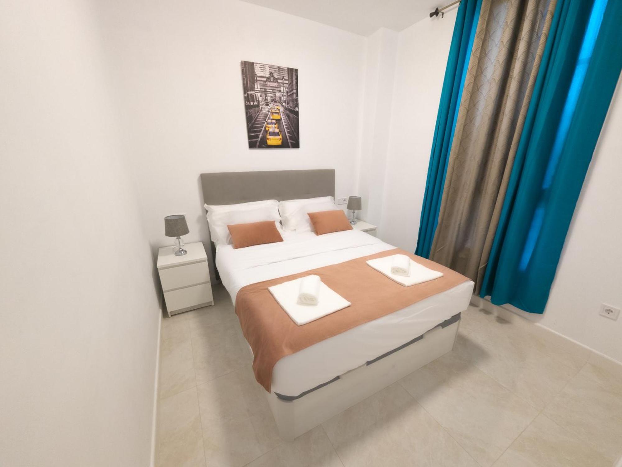 Rental San Luis Севиля Екстериор снимка